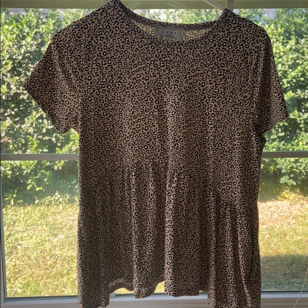 Flowy leopard print top